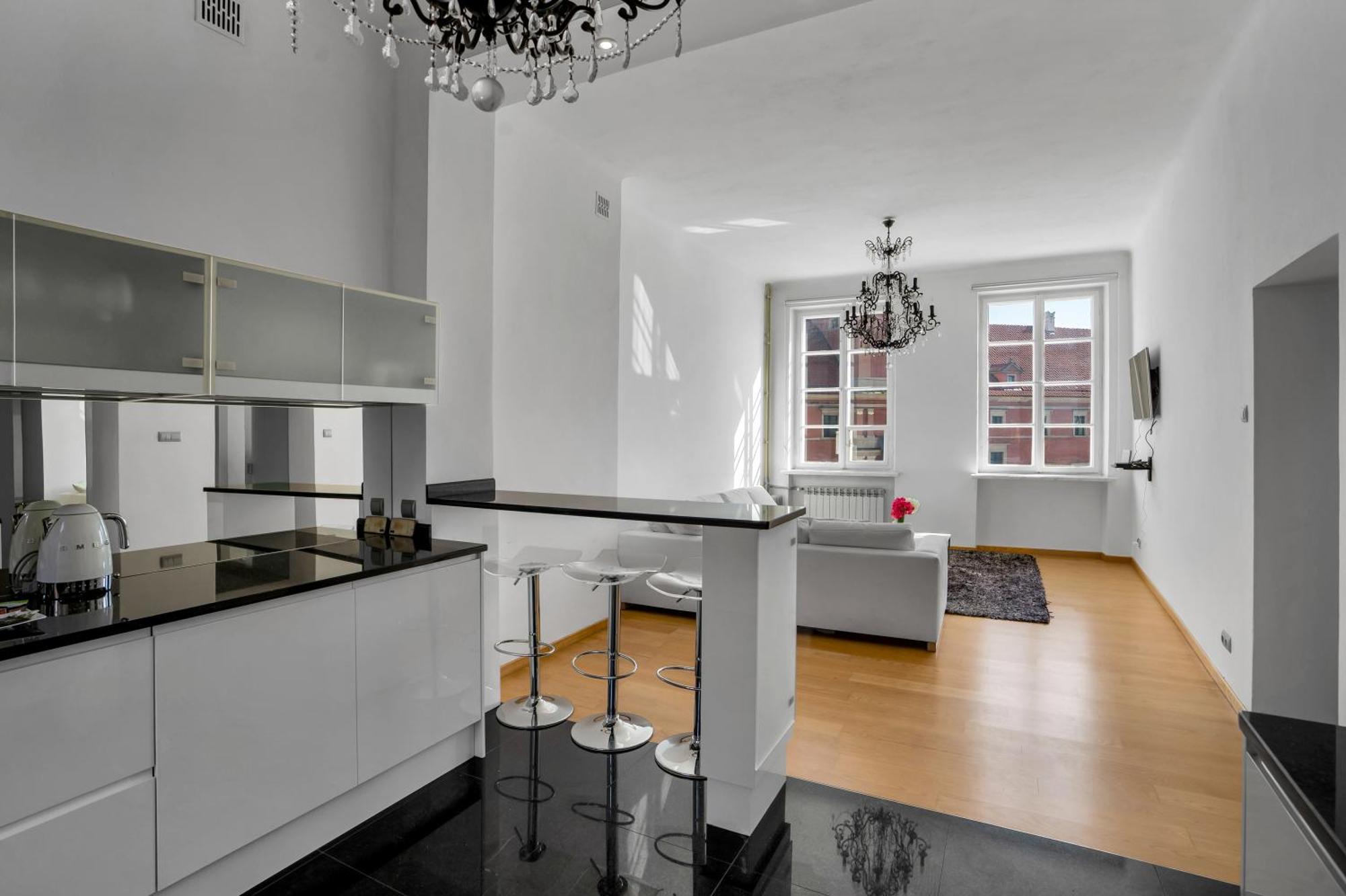 Warsaw Castle Apartments - Prime Location, Historic City Center, Castle View, Fast Internet - By Rentujemy Екстер'єр фото